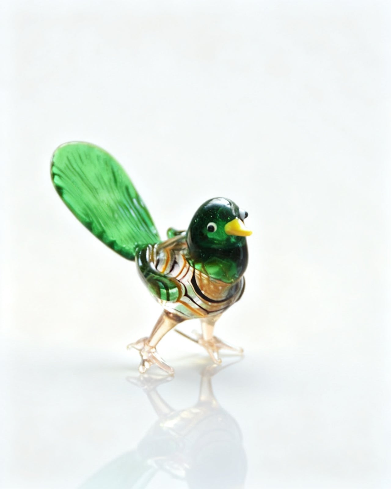 The Glass Finch - Green